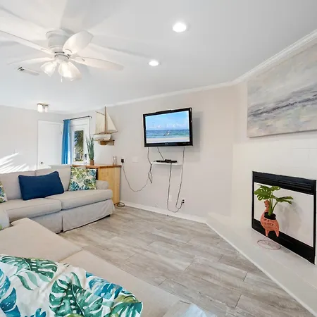 Manati Manor- Unit 1U At 7213 Flood Reef By Pkrm Apartment